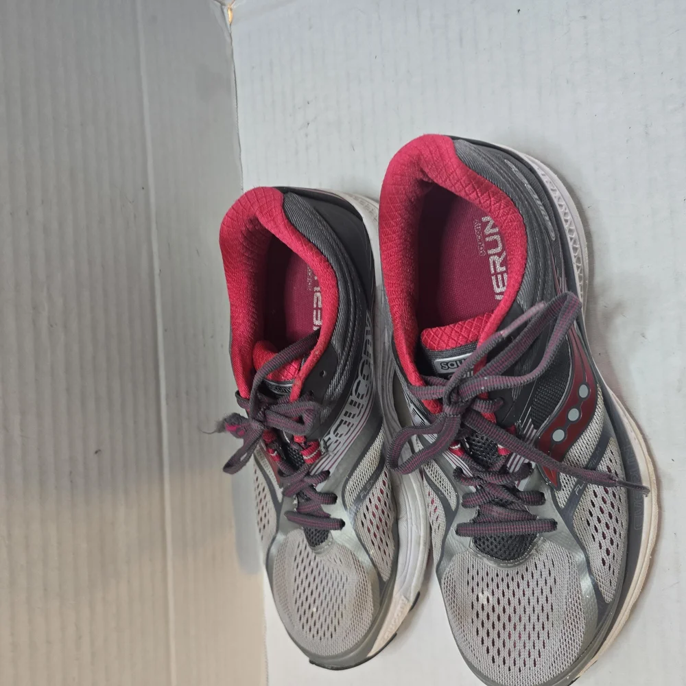 Saucony Black and White Athletic Shoes‎ for Performance